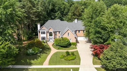 5004 Warblers Way, Midland MI 48640 home for sale