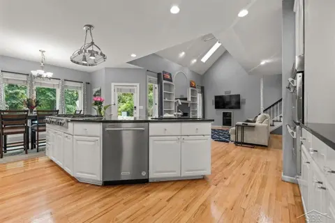 5004 Warblers Way, Midland MI 48640 photo 3