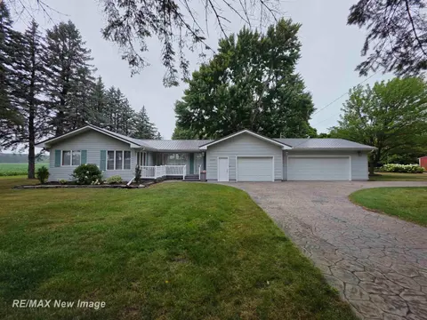 11904 Peet Road, Chesaning MI 48616 home for sale