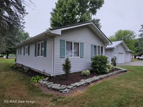 11904 Peet Road, Chesaning MI 48616 photo 3