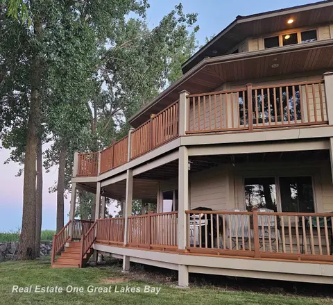 2180 Driftwood Road, Standish MI 48658 home for sale