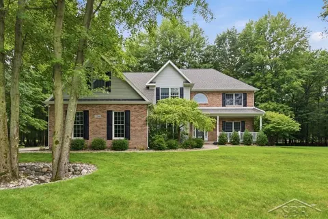 2266 Mockingbird Lane, Midland MI 48642 photo 2