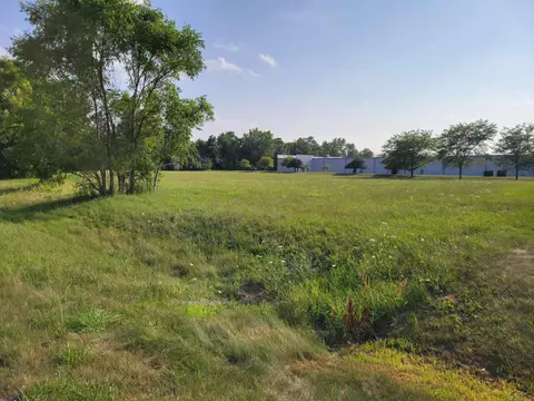 Fashion Square Boulevard, Saginaw MI 48603 land listing for sale