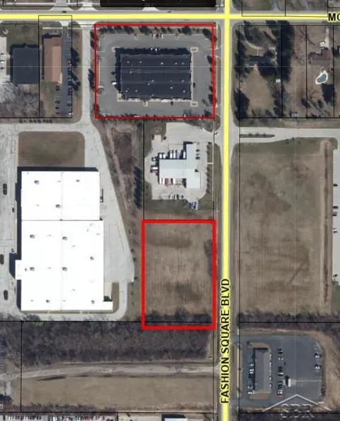 Fashion Square Boulevard, Saginaw MI 48603 photo 2