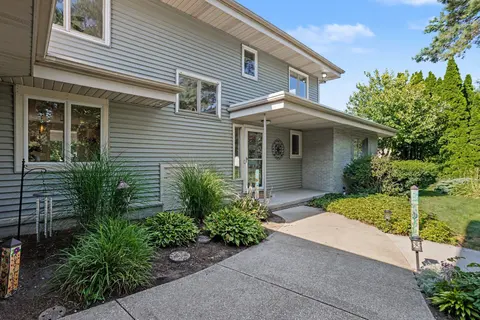 3717 Kawkawlin River Drive, Bay City MI 48706 photo 4