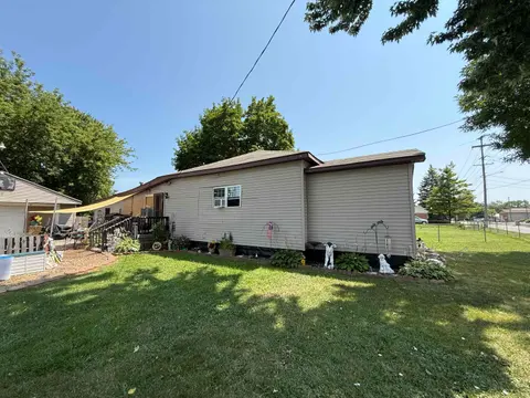 405 Mcgraw Street, Bay City MI 48708 photo 3