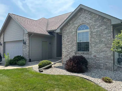 3092 Gaslight Court, Bay City MI 48706 home for sale