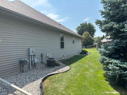 3092 Gaslight Court, Bay City MI 48706 photo 4
