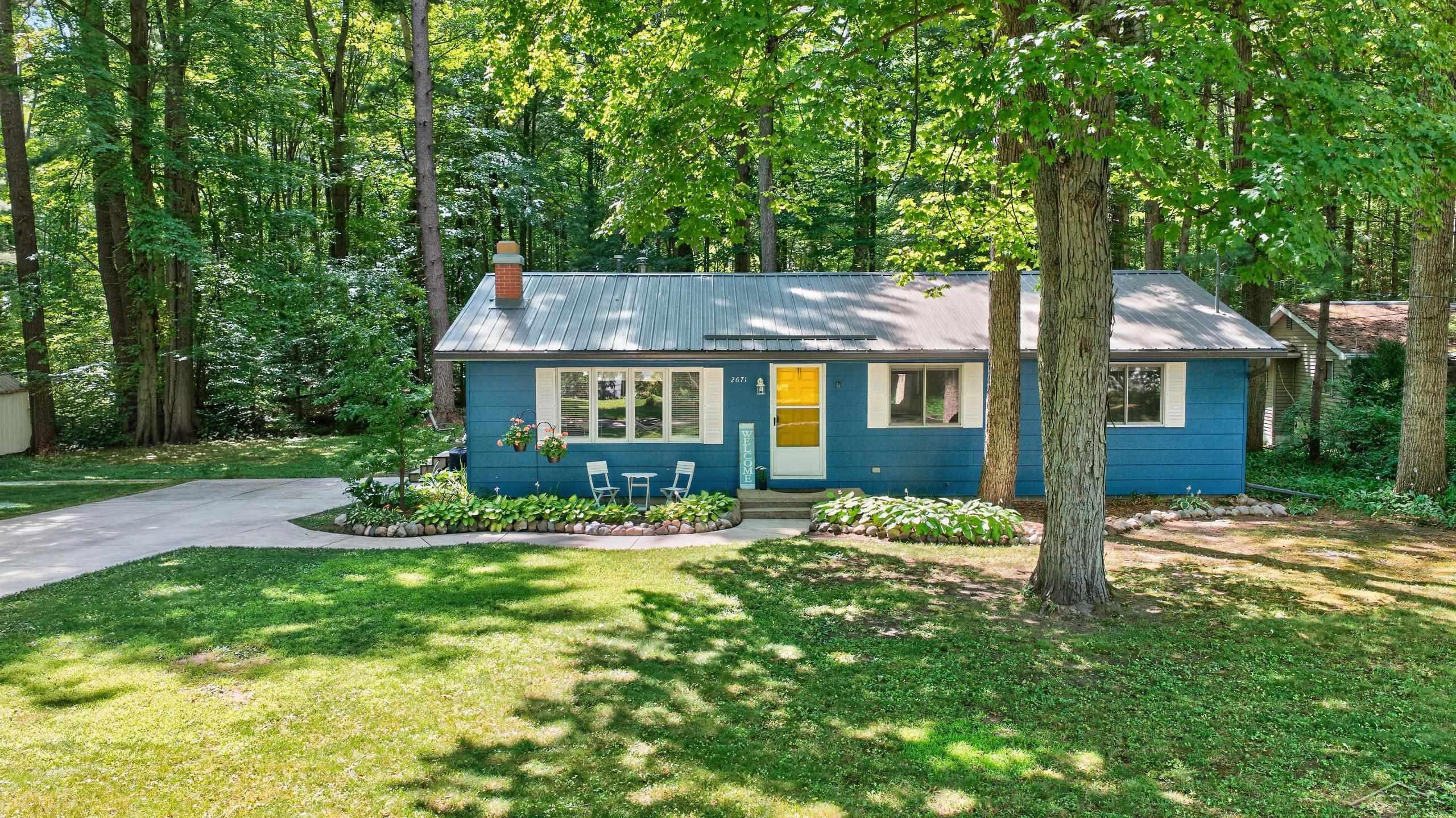 2671 N Peterson Drive, Sanford MI 48657 photo 1