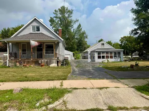 307 Mcgraw Street, Bay City MI 48708 photo 2
