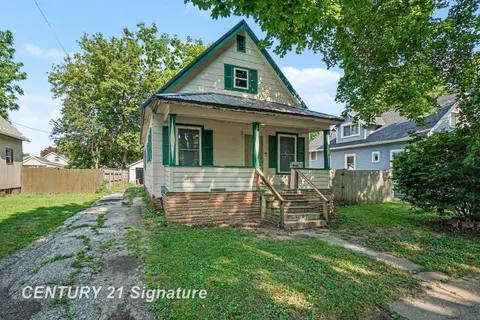 2414 Benjamin Street, Saginaw MI 48602 photo 3