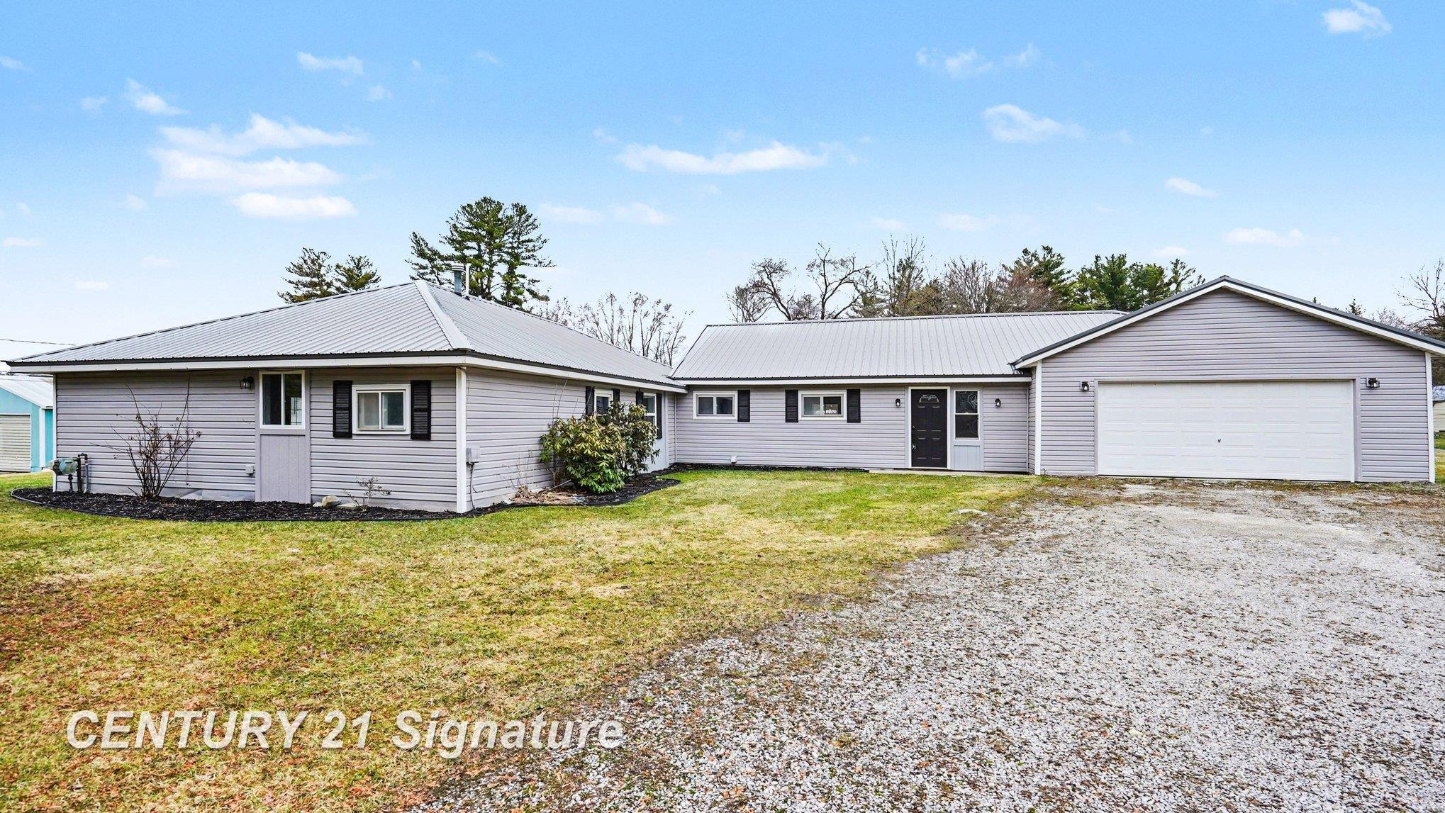 474 W Taylor Drive, Sanford MI 48657 photo 1