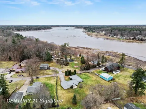 474 W Taylor Drive, Sanford MI 48657 photo 5