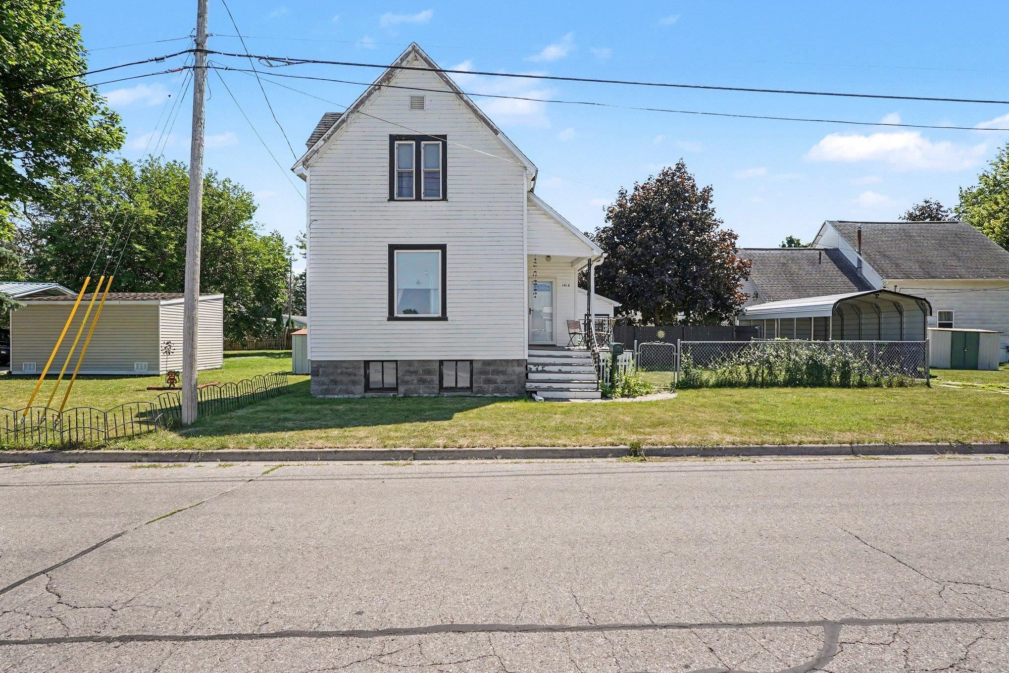 1910 14th Street, Bay City MI 48708 photo 1