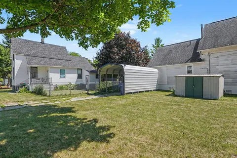 1910 14th Street, Bay City MI 48708 photo 3