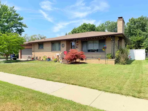 302 W Smith Street, Bay City MI 48706 home for sale