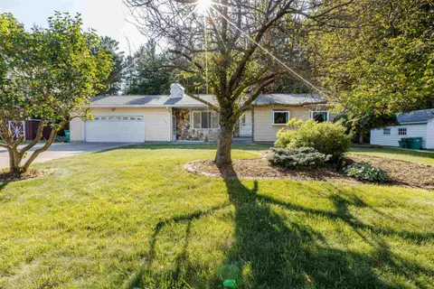 909 N Chilson Street, Bay City MI 48706 photo 2