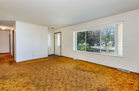 909 N Chilson Street, Bay City MI 48706 photo 5