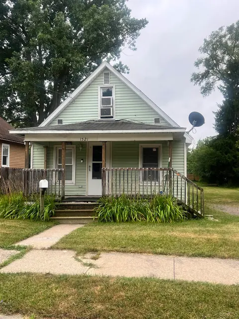1521 Stanley Street, Saginaw MI 48602 home for sale