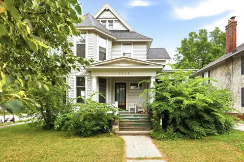 2101 5th Street, Bay City MI 48708 home for sale