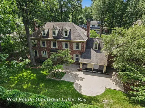 2175 Reppuhn Drive, Bay City MI 48706 home for sale