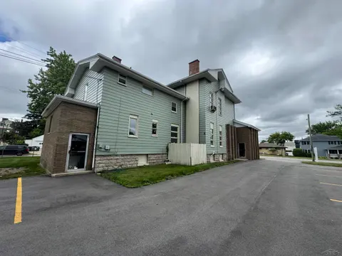 827 N Michigan Avenue, Saginaw MI 48602 photo 3