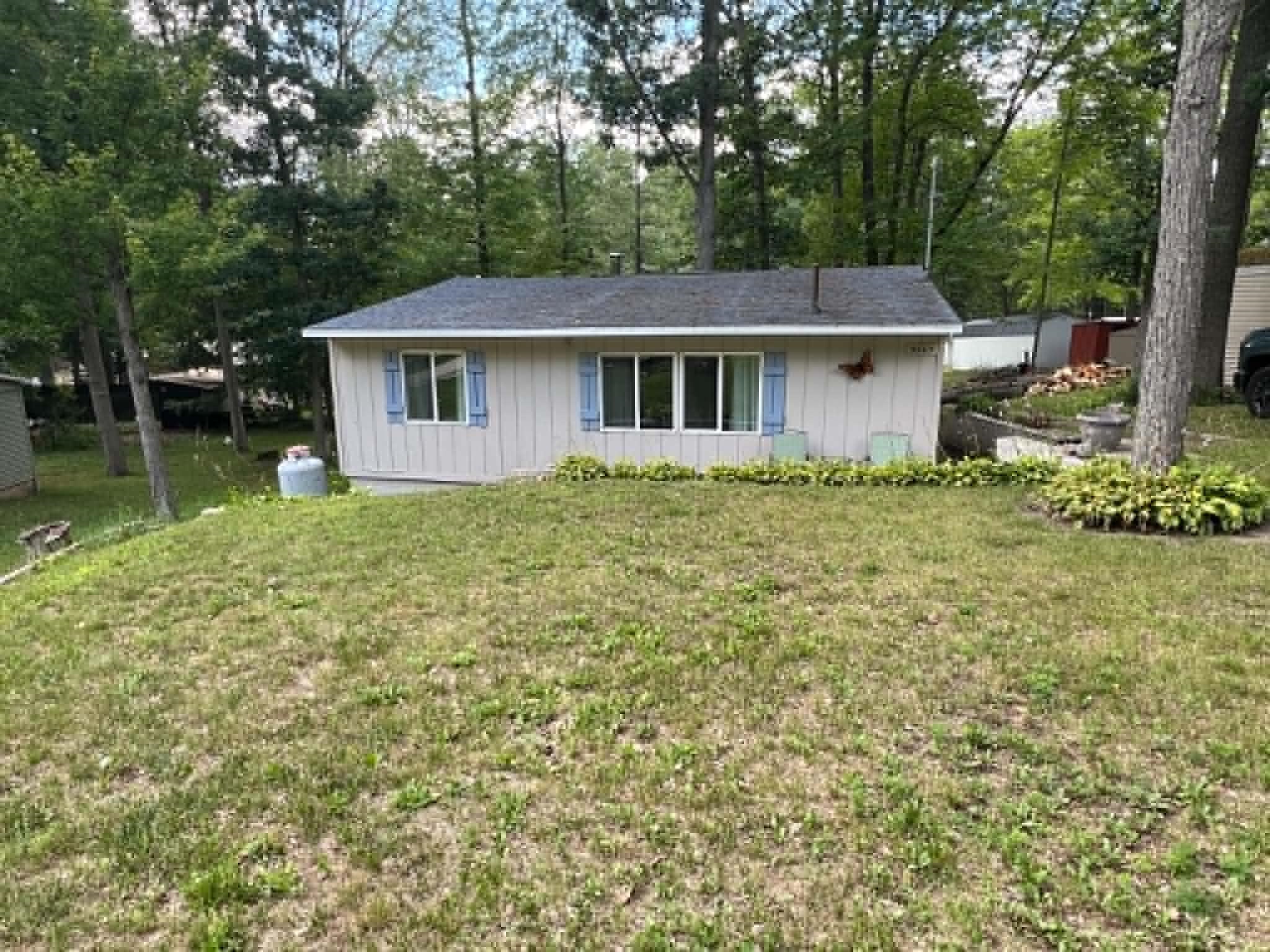 5247 Parklane Drive, Harrison MI 48625 photo 1