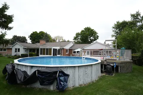 4719 Morningside Drive, Bay City MI 48706 photo 4