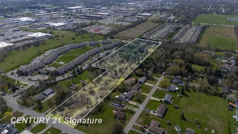 Schust Road, Saginaw MI 48603 photo 2