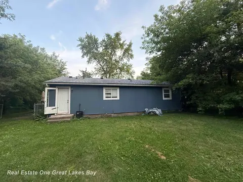2675 Indiana Avenue, Saginaw MI 48601 photo 5