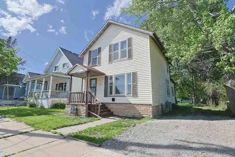 1813 3rd St Street, Bay City MI 48706 multi-family property for sale