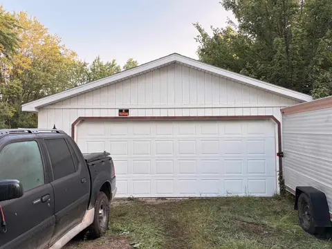 6197 Sunrise Trail, Harrison MI 48625 photo 2