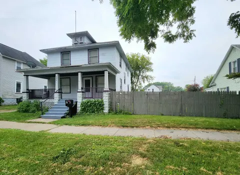 805 N Linn Street, Bay City MI 48706 photo 2