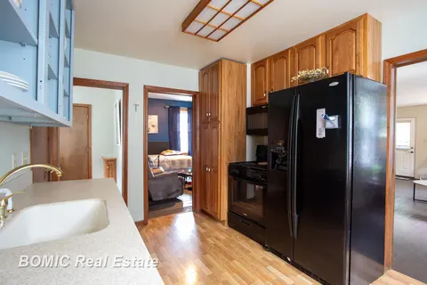 1101 S Farragut Street, Bay City MI 48708 photo 3