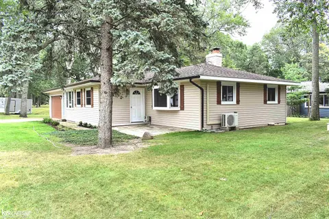 9107 Crescent Beach Road, Pigeon MI 48755 photo 3