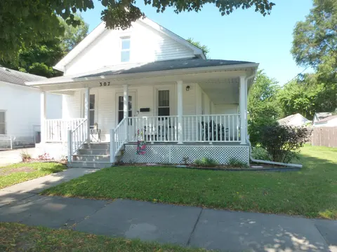 307 King Street, Bay City MI 48706 photo 2