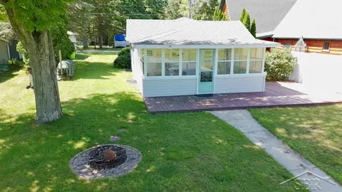 4751 Hill Drive, Beaverton MI 48612 photo 2