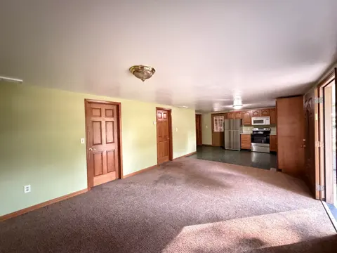 619 Beverly Drive, Harrison MI 48625 photo 5