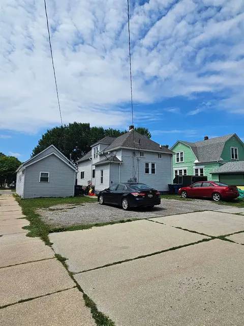 827 S Farragut Street, Bay City MI 48708 photo 3