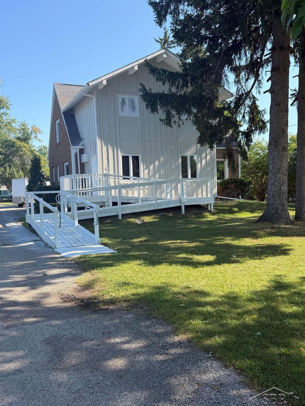 4058 State Street, Saginaw MI 48603 photo 1