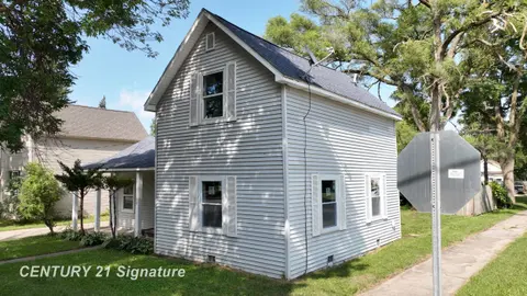 1500 N Charles Street, Saginaw MI 48602 photo 2