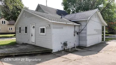 1500 N Charles Street, Saginaw MI 48602 photo 5