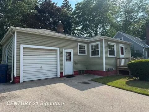 407 W Jenny Street, Bay City MI 48706 photo 2