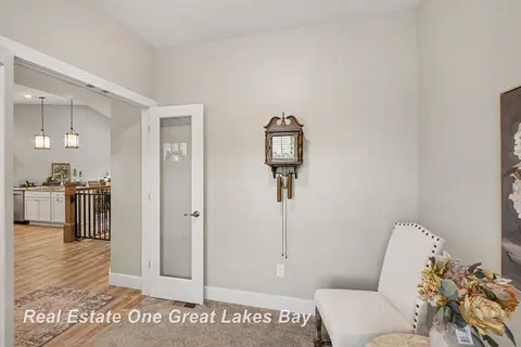 4111 Woodburn Court, Saginaw MI 48603 photo 4