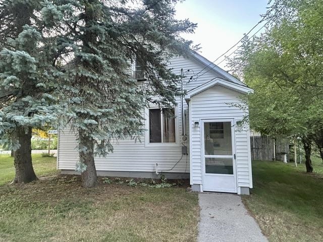 706 W Beech Street, Gladwin MI 48624 photo 1