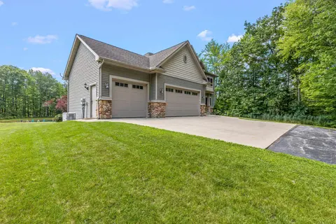 1566 E Shearer Road, Hope MI 48628 photo 3
