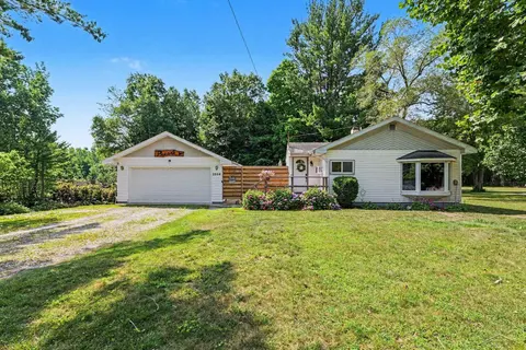 2554 E Ashby Road, Midland MI 48640 photo 3