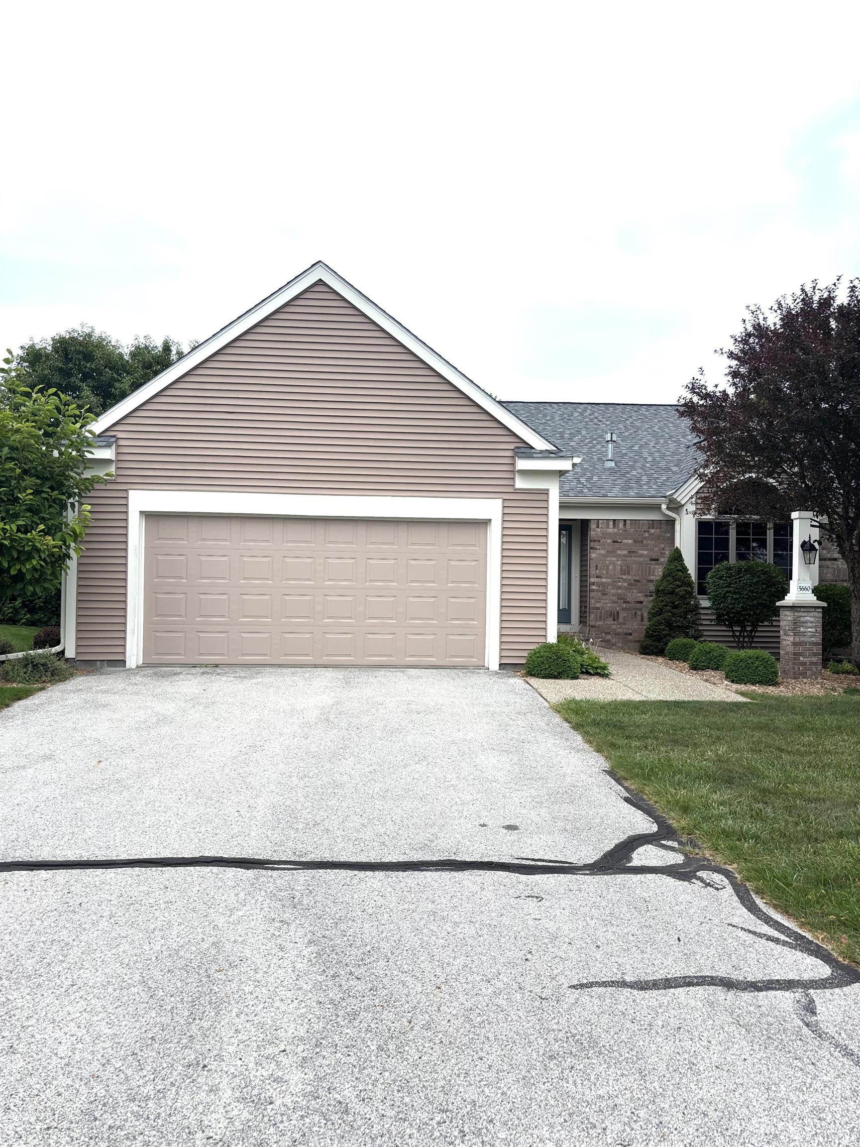 5660 Firethorne Drive, Bay City MI 48706 photo 1