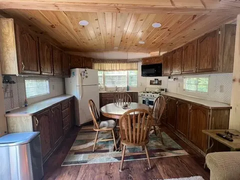 1535 Douglas Avenue, Harrison MI 48625 photo 3