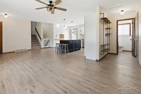 1790 Midland Road, Bay City MI 48706 photo 5